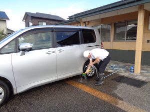 送迎車が綺麗に