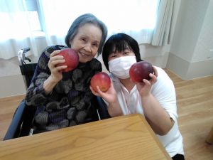 (介護付)真っ赤な🍎