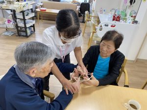 懐かしのあやとり　看多機てらお