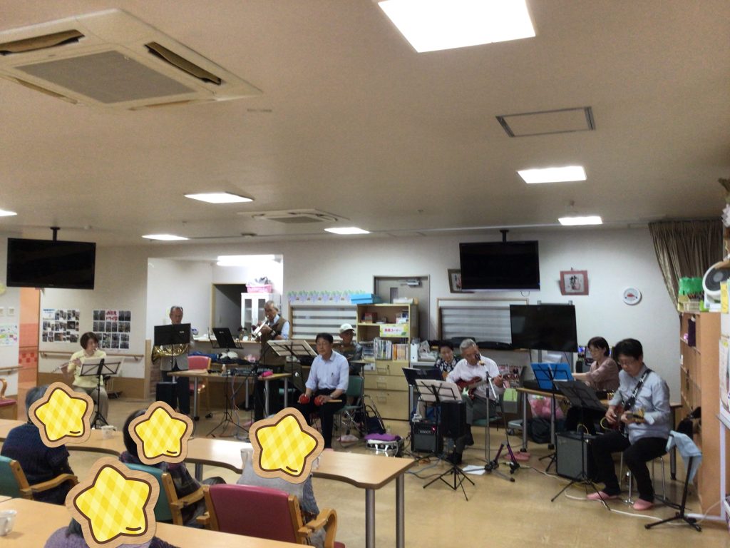 バンド演奏🎸🎶