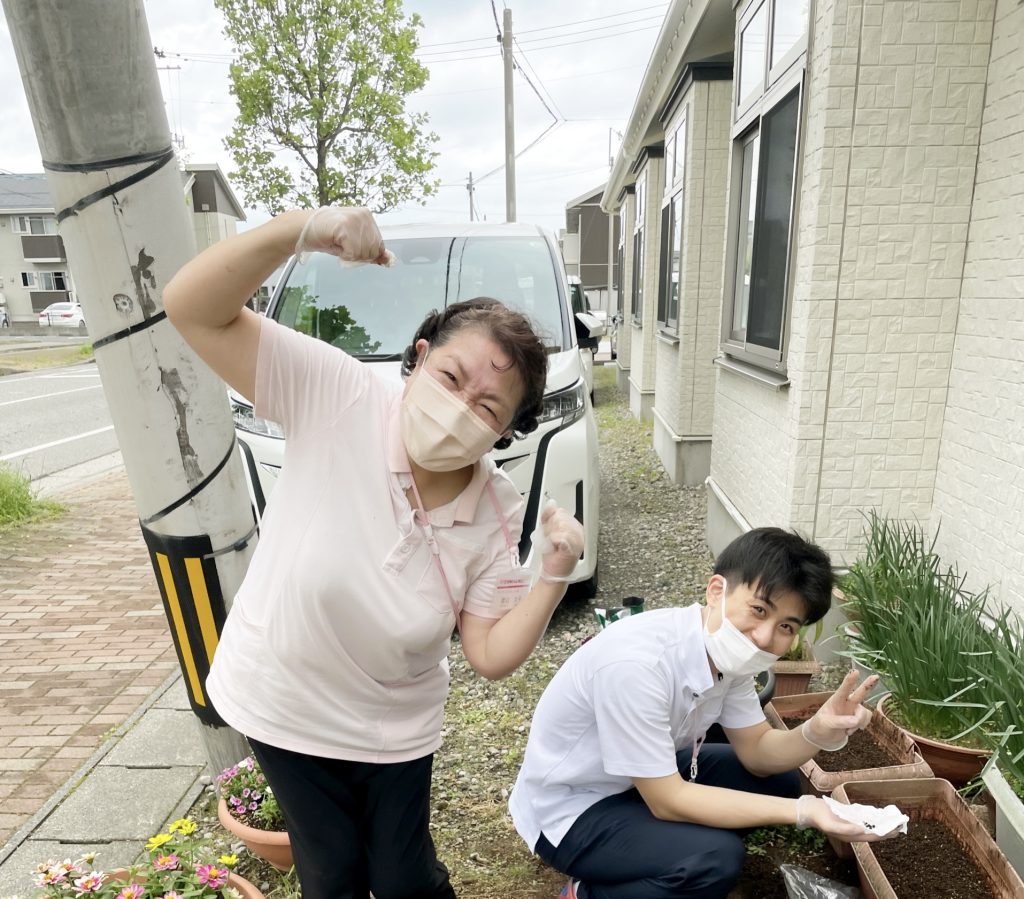 たね植えました。