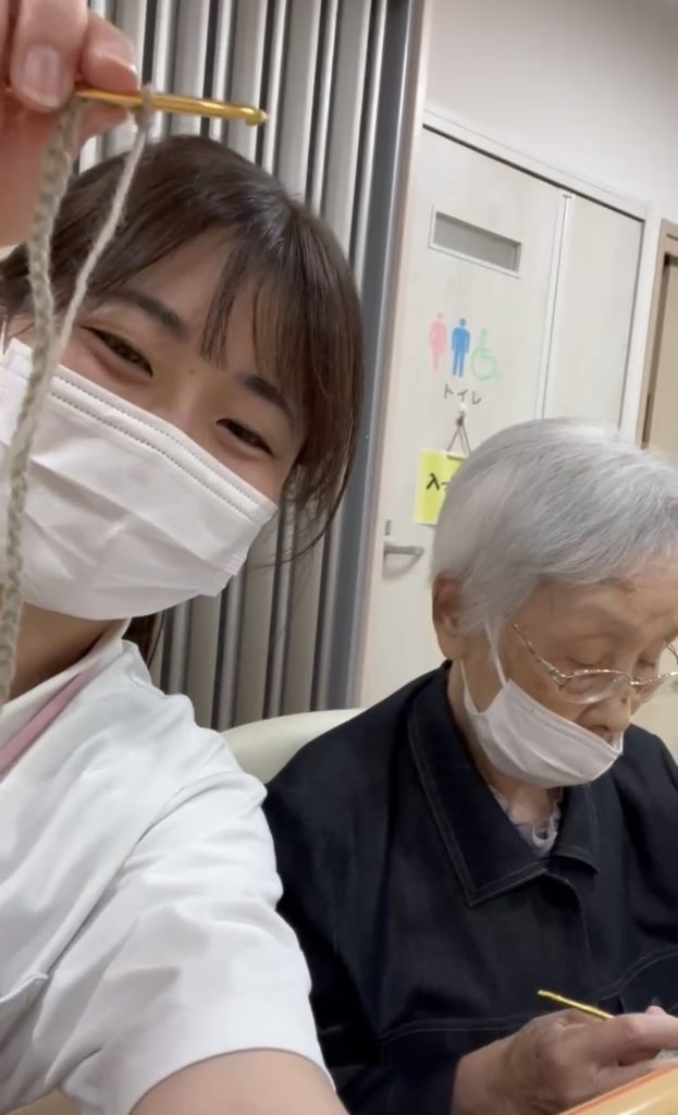 編み物始めました♡♡ 看多機てらお