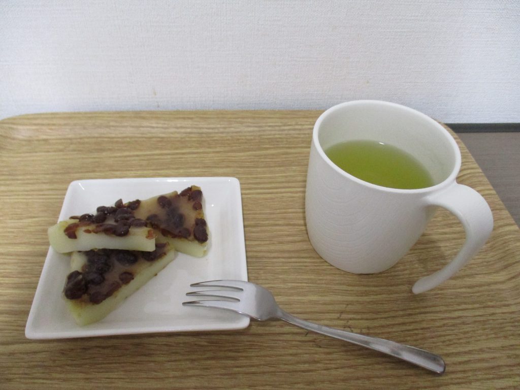 夏先取り！夏の京菓子作り～黒糖水無月～
