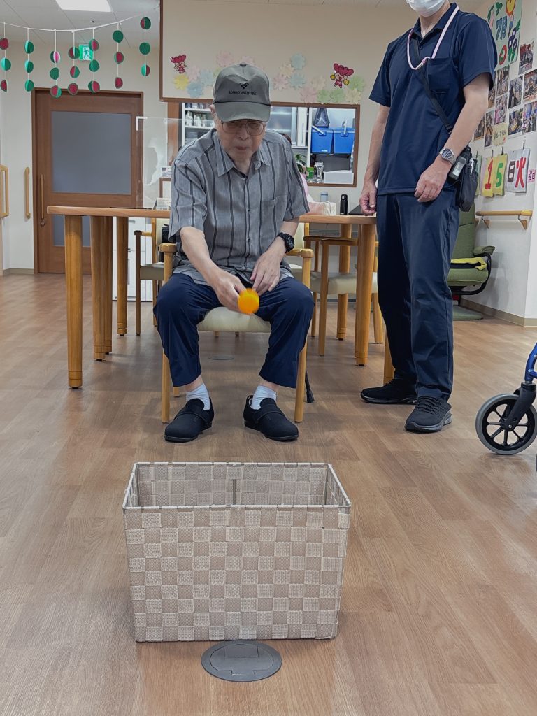 狙って!投げて! 看多機てらお