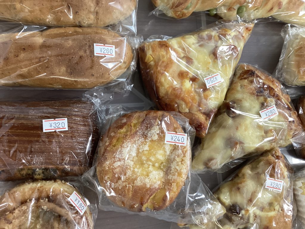 パンの香りに誘われて