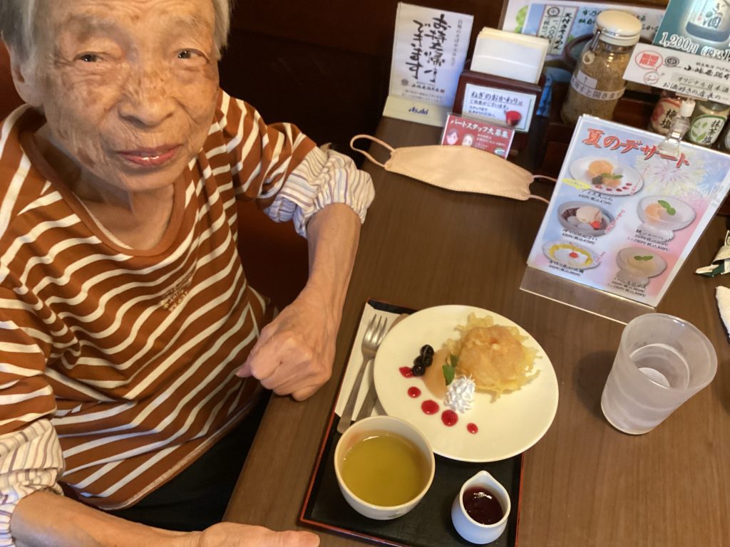外食行事に行ってきました!