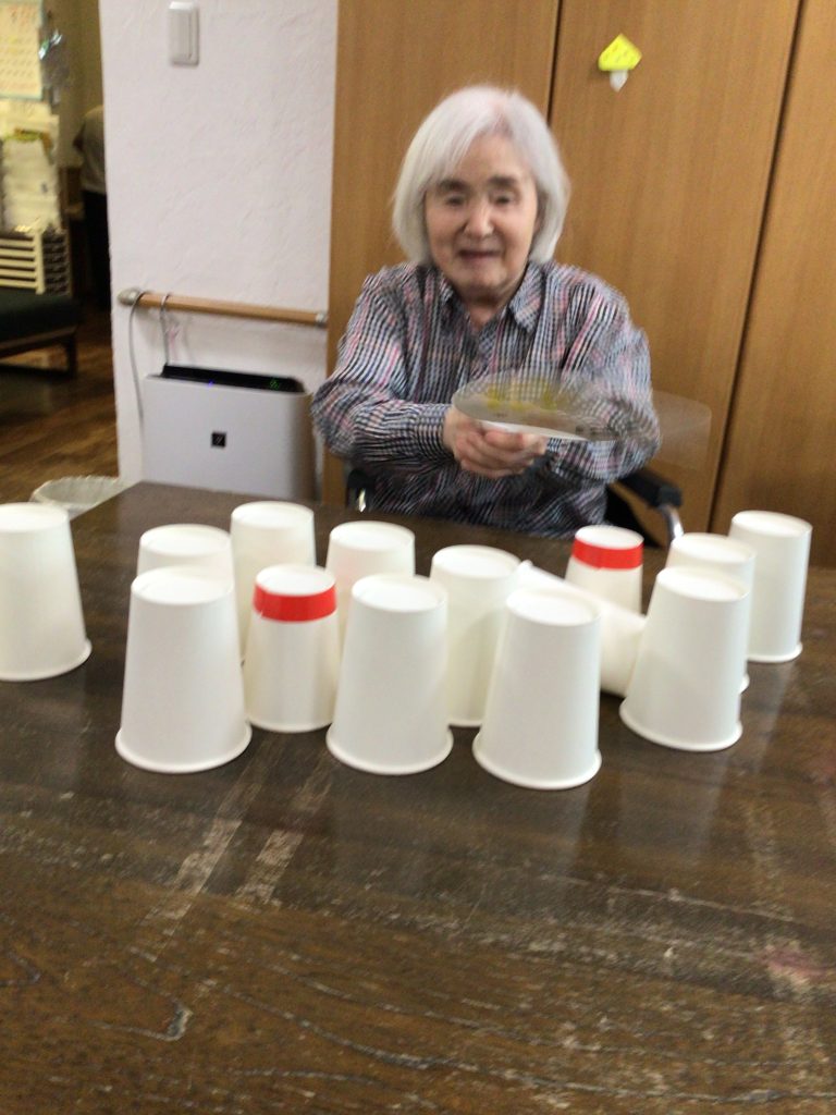 うちわでパタパタ〜‼️