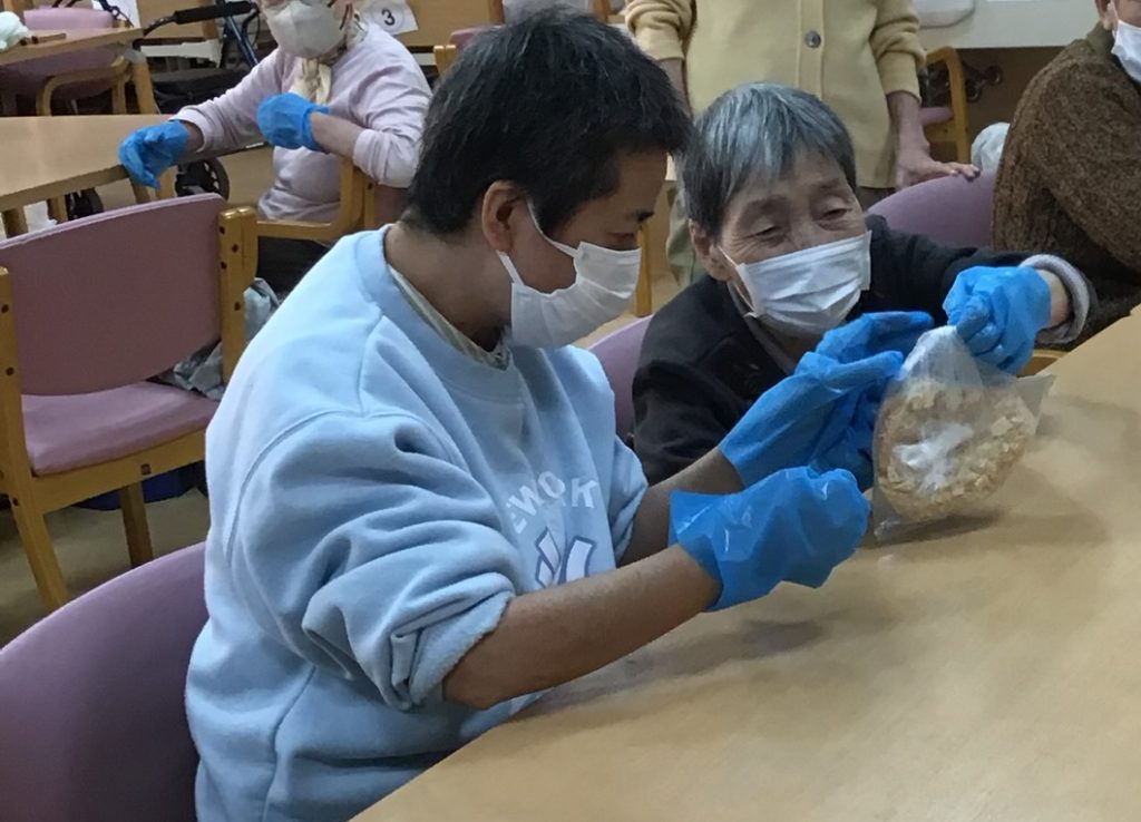 さつまいもスイーツ作り