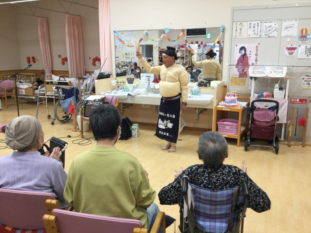 お笑い系ミュージシャン