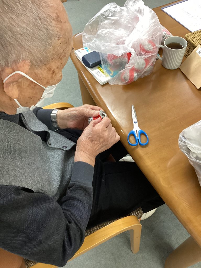 何を作っているでしょう…❓②