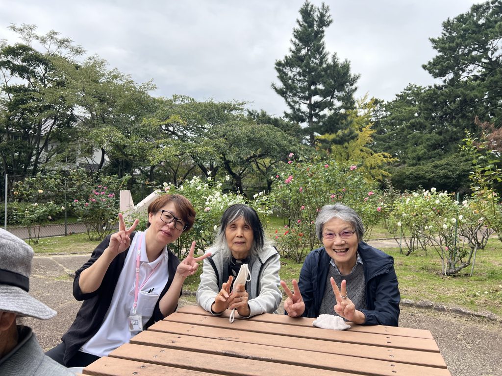 寺尾中央公園へ!看多機てらお