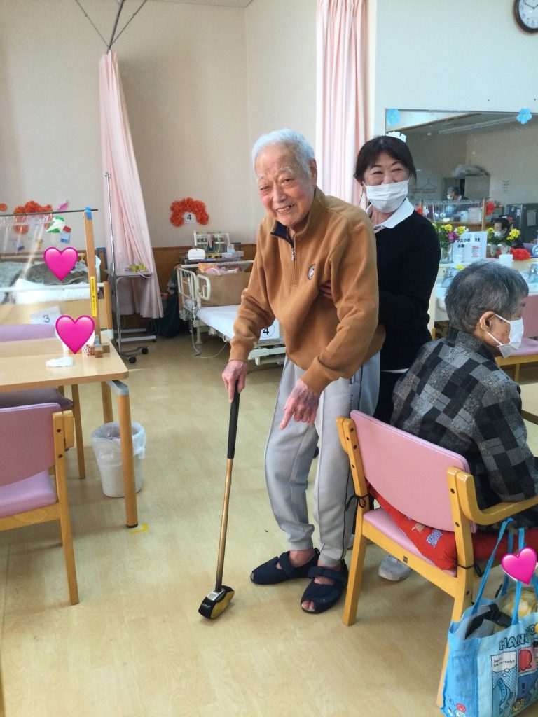 クラブ手に笑顔☺️