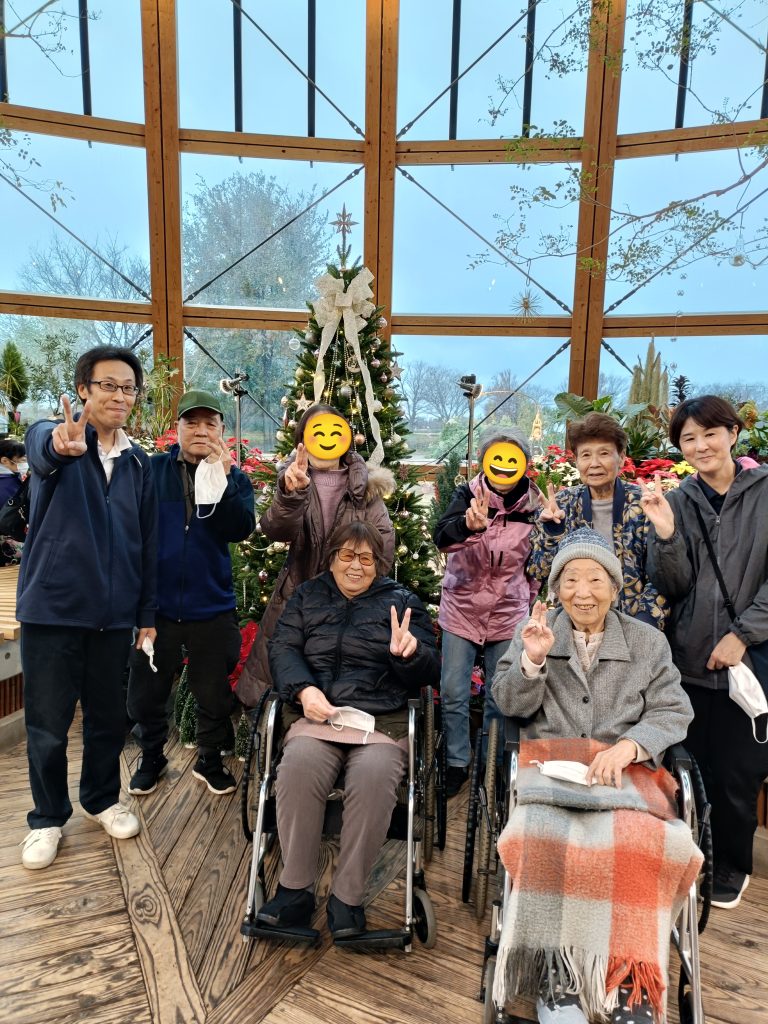 クリスマス🎄と花🥀とアルパカ🦙