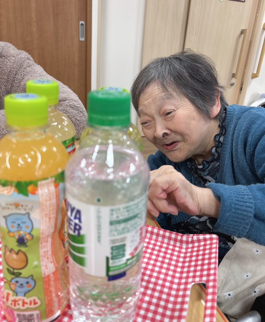 何を飲もうかな？　　看多機てらお