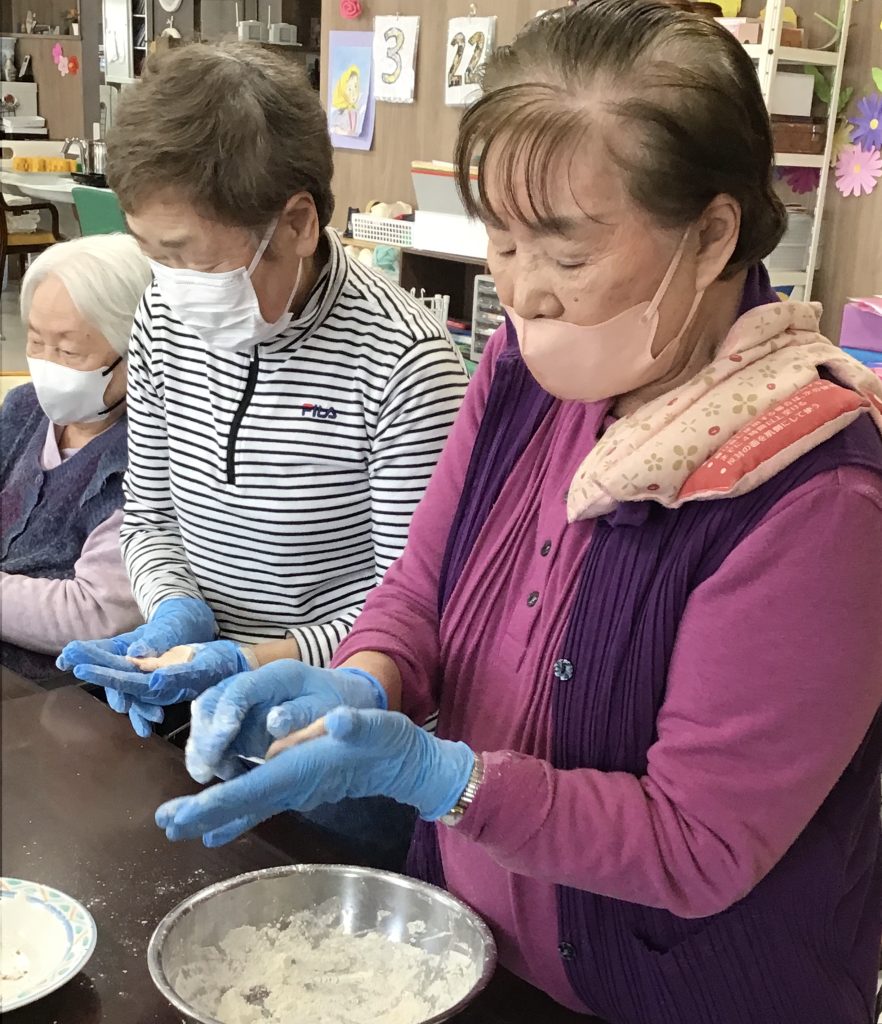 お饅頭を作りましょう！